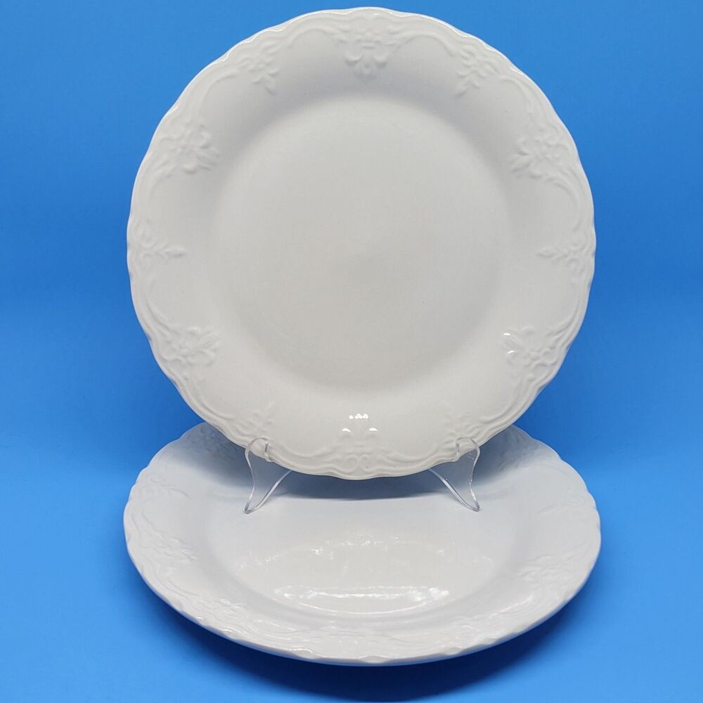Tabletops Gallery Versaillies Set Of 2 Off White 10 5/8" Dinner Plates  EC